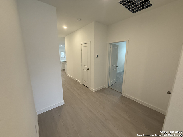 Image 16 of 44 For 31912 Ambrose Street Ne