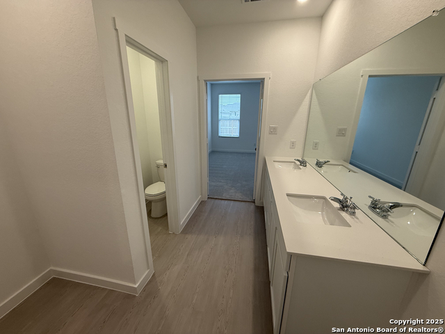 Image 29 of 44 For 31912 Ambrose Street Ne