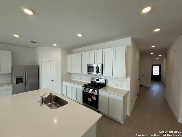 Image 32 of 44 For 31912 Ambrose Street Ne