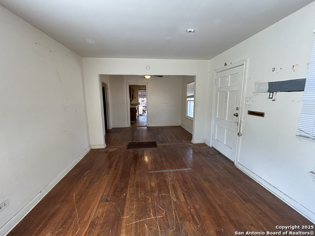 Image 10 of 18 For 2130 Burnet