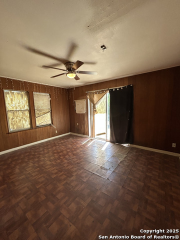 Image 16 of 18 For 2130 Burnet