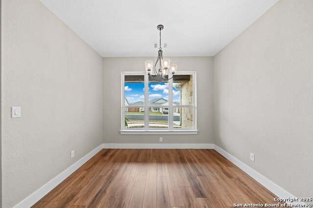 Image 6 of 26 For 808 Gray Oak