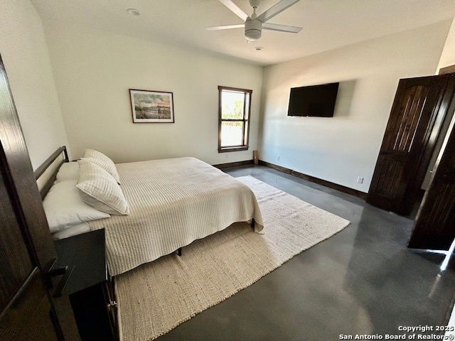 Image 12 of 22 For Ih 35  