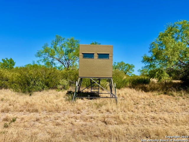 Image 20 of 22 For Ih 35  