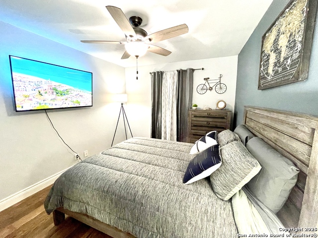 Listing photo id 7 for 13611 Larkbrook