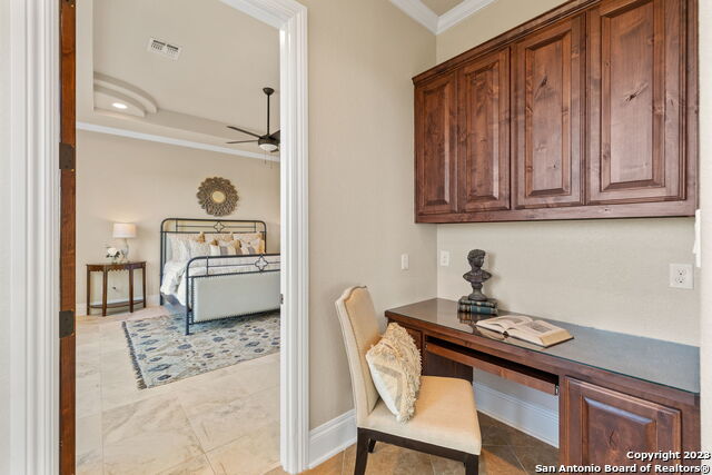 Listing photo id 14 for 204 Paradise Point