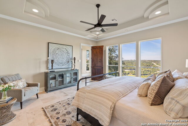 Listing photo id 16 for 204 Paradise Point