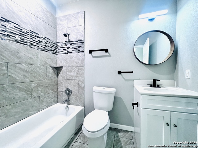 Image 12 of 17 For 335 San Eduardo S