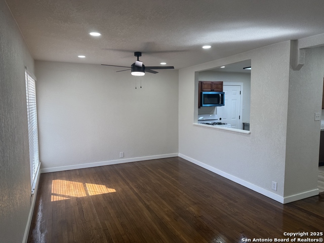 Image 8 of 27 For 223 Adrian  