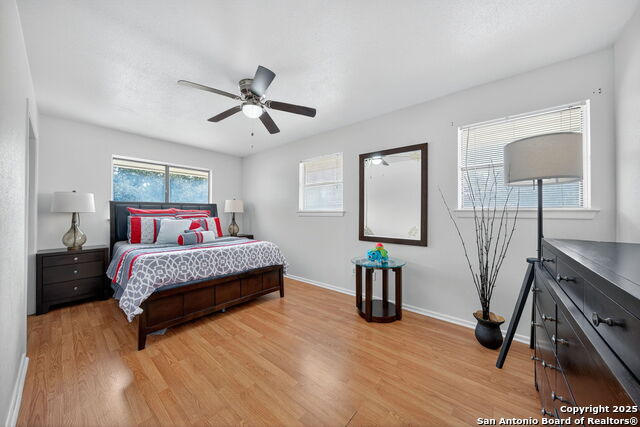 Image 23 of 31 For 7707 Mary Carolyn St