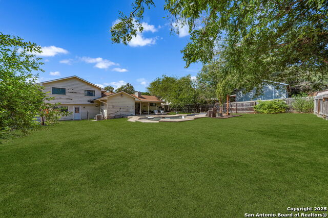 Image 29 of 31 For 7707 Mary Carolyn St