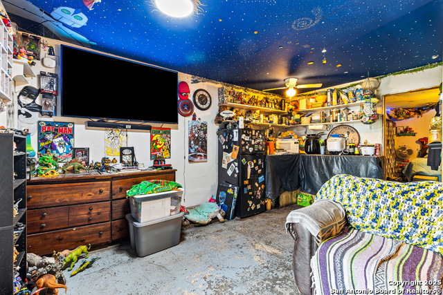 Image 38 of 64 For 425 Old Pleasanton