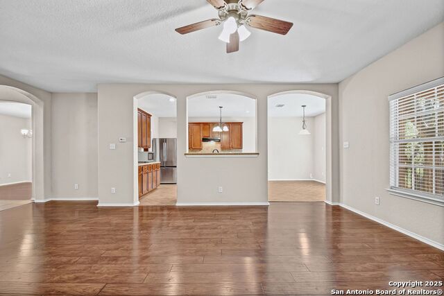 Image 12 of 32 For 9211 Rainbow Creek