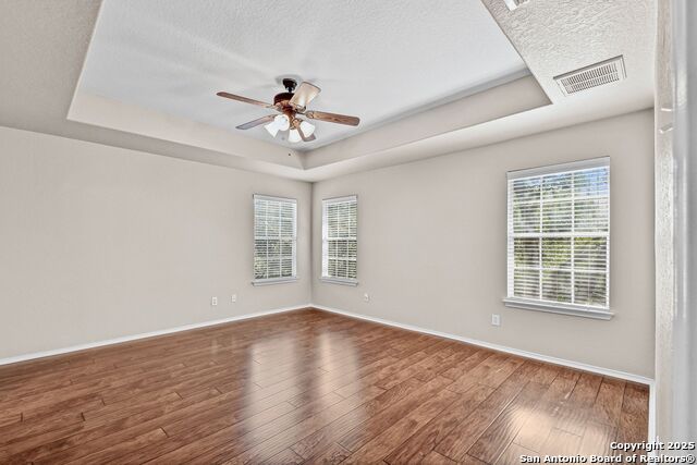 Image 19 of 32 For 9211 Rainbow Creek