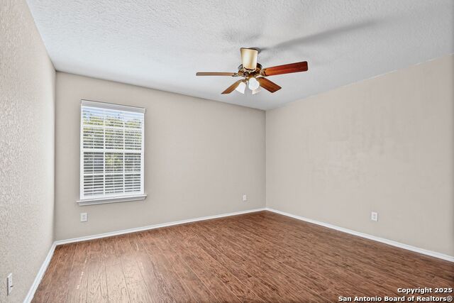 Image 25 of 32 For 9211 Rainbow Creek