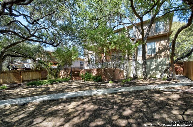 Image 28 of 32 For 9211 Rainbow Creek