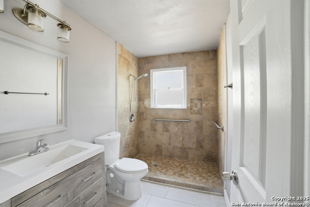 Listing photo id 2 for 1907 Burnet St