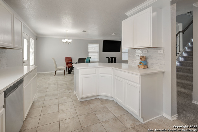 Listing photo id 8 for 10303 Mission Arc