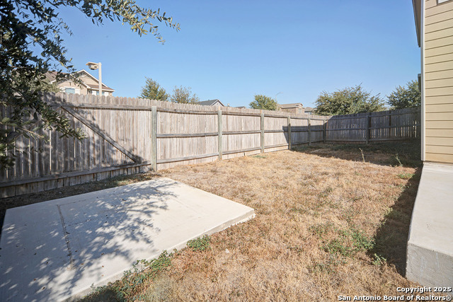 Listing photo id 24 for 10303 Mission Arc