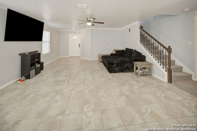 Listing photo id 4 for 10303 Mission Arc