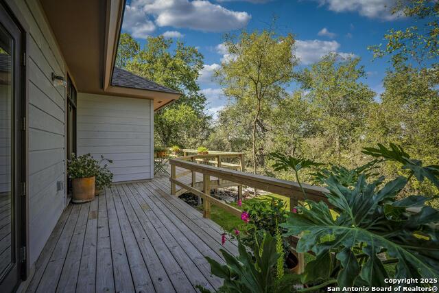 Image 32 of 50 For 127 Siebeneicher Rd