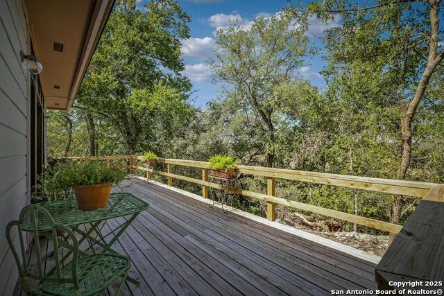 Image 33 of 50 For 127 Siebeneicher Rd