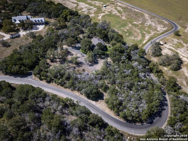 Image 38 of 50 For 127 Siebeneicher Rd