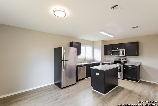 Image 3 of 10 For 3618 Calico Cor