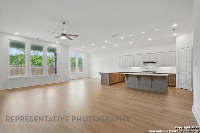 Image 8 of 11 For 11718 Hackford