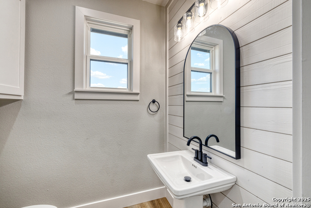 Image 14 of 50 For 58 Greystone Hills Circle