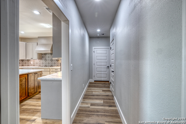 Image 16 of 50 For 58 Greystone Hills Circle