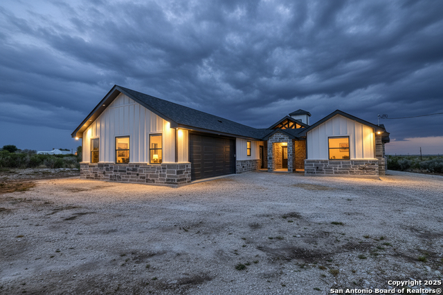 Image 2 of 50 For 58 Greystone Hills Circle