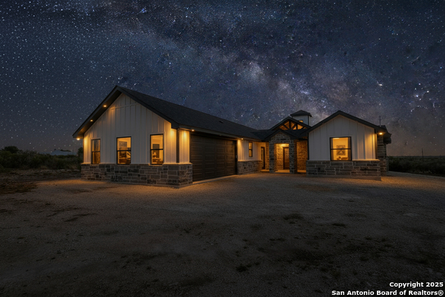 Image 4 of 50 For 58 Greystone Hills Circle