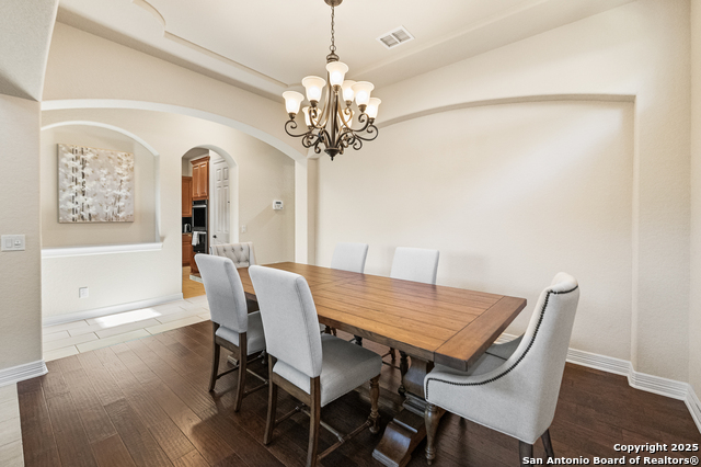 Listing photo id 10 for 24510 Via Vizcaya