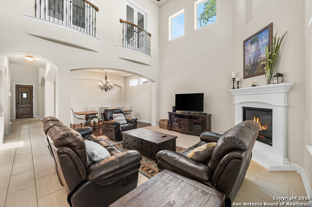 Listing photo id 14 for 24510 Via Vizcaya