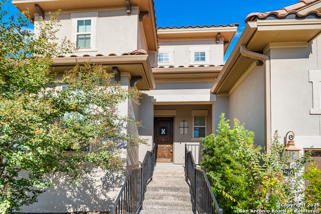 Listing photo id 2 for 24510 Via Vizcaya