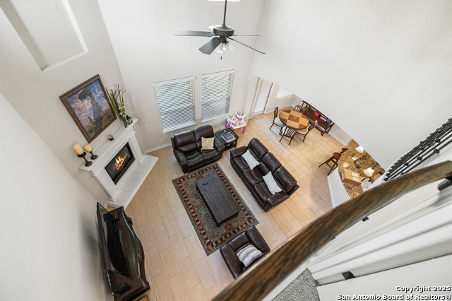 Listing photo id 51 for 24510 Via Vizcaya