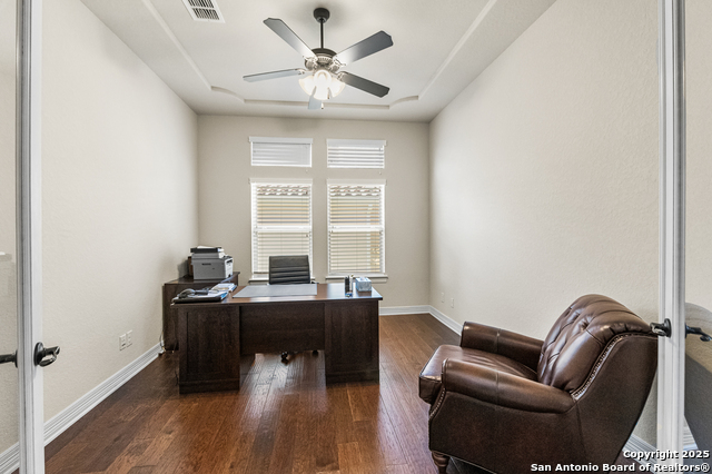 Listing photo id 7 for 24510 Via Vizcaya