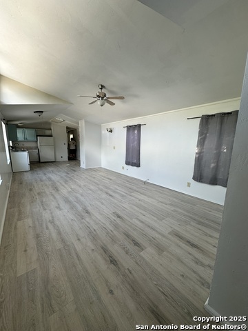 Image 4 of 11 For 128 Frontier B