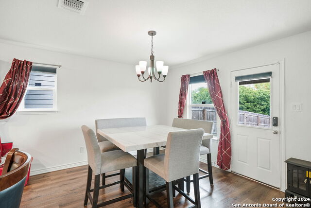 Image 14 of 31 For 11126 Charismatic