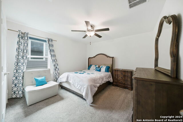 Image 20 of 31 For 11126 Charismatic