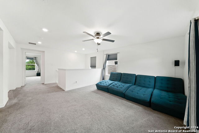 Image 26 of 31 For 11126 Charismatic