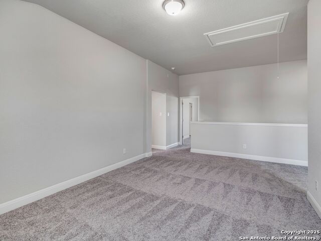 Image 18 of 35 For 142 Abbeydell