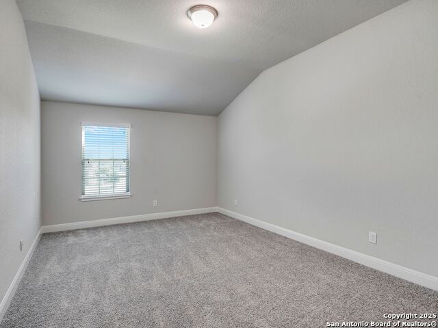 Image 20 of 35 For 142 Abbeydell