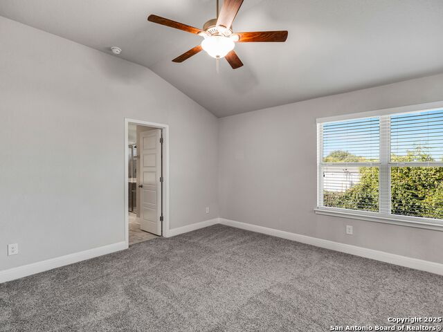 Image 22 of 35 For 142 Abbeydell