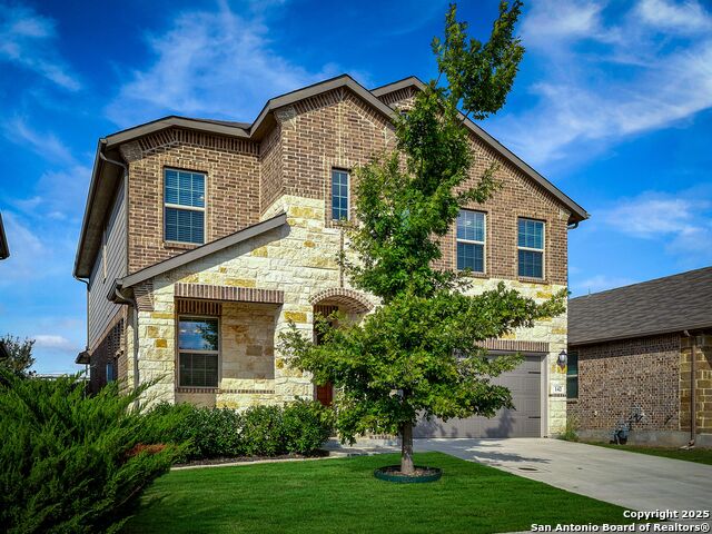 Image 3 of 35 For 142 Abbeydell