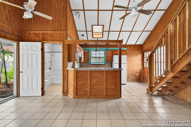 Image 37 of 48 For 181 Hermine  