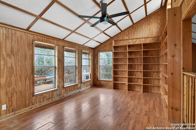 Image 45 of 48 For 181 Hermine  