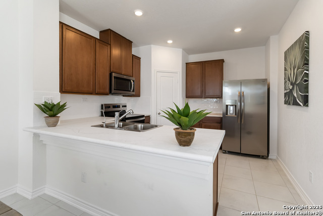 Image 6 of 28 For 11538 Hocus Pocus