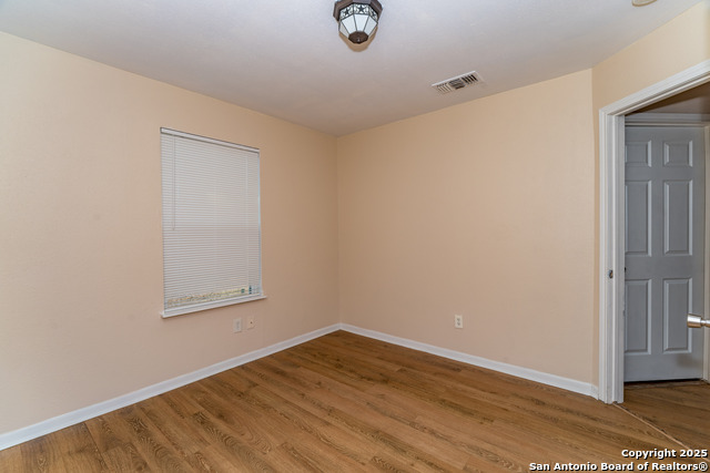 Image 18 of 21 For 610 Virginia 1